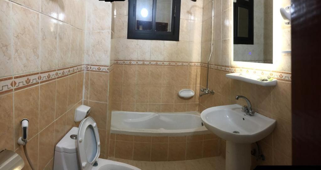 Al Eyeery Furnished Apartment Medinah 2 * Medina